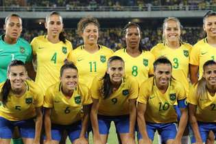 Seleção brasileira feminina vai em busca de seu primeiro título mundial
