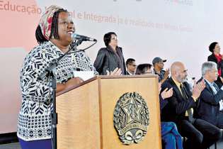 Para a professora Macaé Evaristo, com o aumento de vereadores negros nas Câmaras Municipais a partir de 2021, a mobilização para a inclusão do ensino da história da África será intensificada