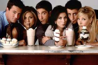Amizade colorida. Numa era pré-internet, a série "Friends" sobre os seis amigos – em que todos, em algum momento, beijaram na boca dos outros cinco – chegou a ser assistida por mais de 40 milhões de pessoas nos EUA