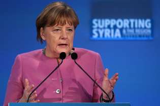 Chanceler alemã, Angela Merkel, diz que governo vai disponibilizar 2,3 bilhões de euros até 2018