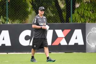 Levir terá muito trabalho para fazer Atlético engrenar no Campeonato Brasileiro