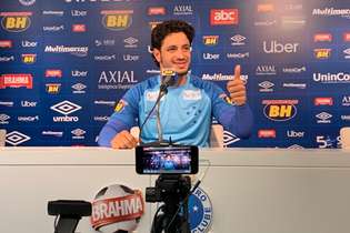 Léo rechaçou rumores de que há brigas internas entre jogadores do Cruzeiro