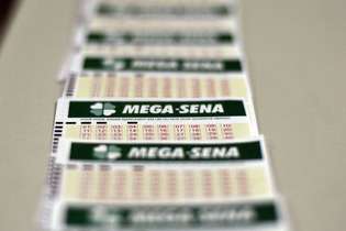 Mega-Sena é sorteada pela Caixa Econômica Federal às quartas-feiras e sábados