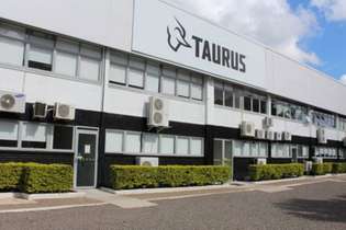 Fabrica da Taurus em São Leopoldo, no RS