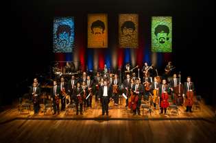Criada em 2000, a Orquestra Ouro Preto sempre prezou pelo ecletismo e pelas experimentações