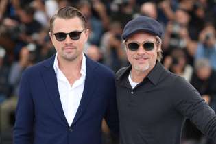 Leonardo DiCaprio e Brad Pitt estiveram no festival de Cannes, onde o filme foi exibido nessa terça-feira (21)