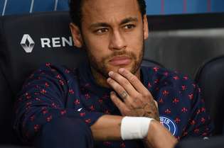 Neymar deve deixar o PSG no meio do ano