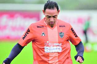 Ricardo Oliveira é a esperança do Atlético para que a ‘lei do ex’ funcione no estádio Pacaembu nesta quinta-feira