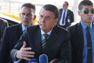 O presidente Jair Bolsonaro sofreu ataques do colega francês, Emmanuel Macron