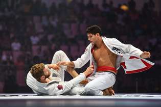 Felipe Pena, também conhecido como Preguiça, é bicampeão mundial de jiu-jitsu