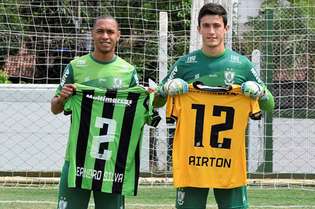 Leandro Silva e Airton entram em campo esta noite de contratos renovados