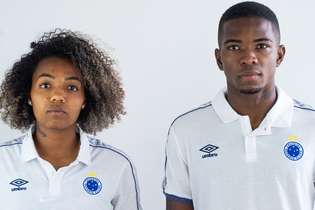 Jajá e Cacá são as faces de campanha do Cruzeiro contra o racismo