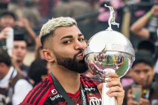 Flamengo não priorizou uma competição específica e festeja conquista da Libertadores e do Brasileirão