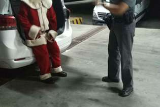 Homem que trabalhava como Papai Noel foi preso, mas acabou sendo solto