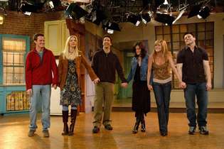 Matthew Perry, Lisa Kudrow, David Schwimmer, Courteney Cox, Jennifer Anisto e Matt LeBlanc vão se reunir novamente para um especial de "Friends"