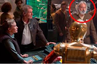 Andrew (dir) em cena com Harrison Ford em "Star Wars"