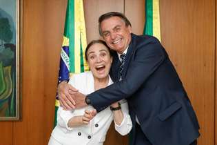 Regina Duarte e o presidente Bolsonaro: será que o casamento já acabou?