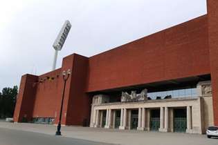 Atual fachada do estádio de Heysel, hoje chamado Estádio Rei Baudouin, em Bruxelas, na Bélgica