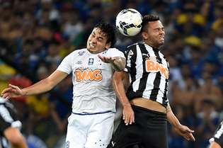 Lance da partida decisiva entre Atlético e Cruzeiro pela final da Copa do Brasil de 2014, no Mineirão