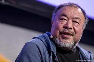 O artista chinês Ai Weiwei em Berlim, 2019