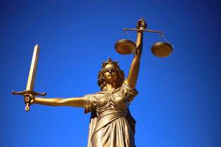 A criação do juiz de garantias prevê a divisão entre dois magistrados da análise de processos criminais