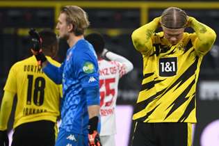 Borussia Dortmund desperdiçou um pênalti e só empatou com o Mainz pelo Campeonato Alemão