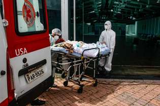 Paciente com Covid-19 transferidos para a UTIs do Hospital de Campanha, em Belém