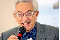 Morre Alfredo Bosi, um dos maiores críticos literários do Brasil, de Covid, aos 84 anos