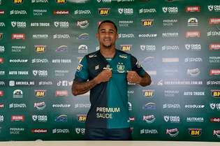 Jogador estava no Ceará e assinou contrato com o América até o fim de 2022