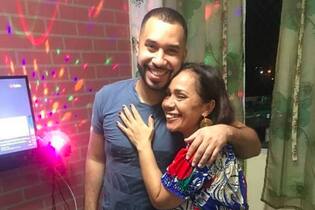 Gilberto com a mãe, Jacira Santana