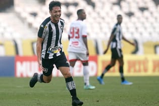 Oyama comemora seu gol, o primeiro do Botafogo contra o Náutico