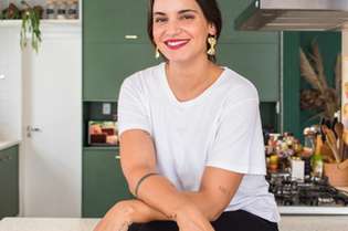 Renata Vanzeto, do restaurante Ema, localizado no bairro da Consolação, em SP, é conhecida pela releitura criativa de pratos brasileiros