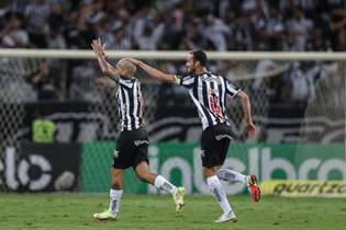 Guilherme Arana e Réver marcaram na goleada sobre o Fortaleza