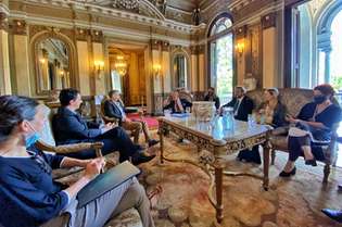 Na quarta, o secretário de Estado de Cultura e Turismo, Leônidas Oliveira, e o embaixador de Luxemburgo no Brasil, Carlo Krieger, assinaram Carta de Intenções do novo edital