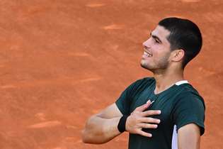 Espanhol Alcaraz confirmou favoritismo e avançou à terceira fase de Roland Garros