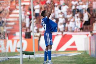 Contra o Náutico, Willian Oliveira marcou seu primeiro gol com a camisa do Cruzeiro