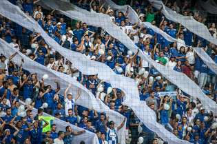 Duelo entre Cruzeiro e Grêmio recebeu grande público no Independência