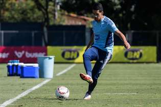 Lucas Oliveira, de 26 anos, é o defensor com mais tempo de casa no atual elenco do Cruzeiro