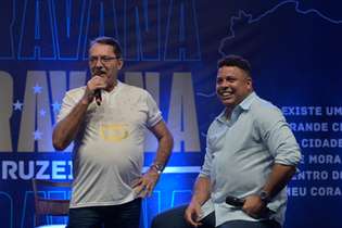 Supermercados BH estampa o principal espaço na camisa do Cruzeiro