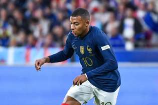 França chega comandada por Kylian Mbappé, melhor jogador jovem da Copa de 2018