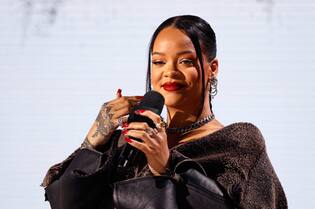 Rihanna irá se apresentar no intervalo do Super Bowl LVII