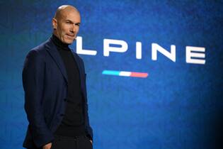 Zidane foi anunciado como embaixador da Alpine