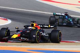 O holandês Max Verstappen (Red Bull), atual bicampeão mundial, lidera primeiros testes da temporada