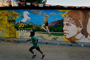 Ultramaratona do México foi realizada no domingo (6)