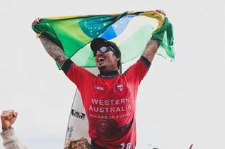 Brasileiro Gabriel Medina voltou a vencer uma etapa do Circuito Mundial depois de jejum que já durava quase dois anos