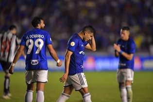 Jogadores do Cruzeiro lamentaram chances perdidas contra o rival