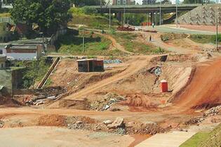 Processo de desapropriação de moradores de Vilas de Belo Horizonte para realização de eventos esportivos é questionado por especialista