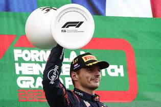Max Verstappen celebra recorde de vitórias