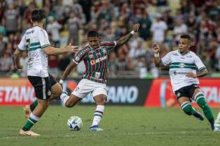 Fluminense despachou o Coritiba no Maracanã