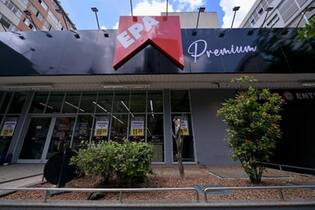 A primeira loja do Supernosso a virar Epa Premium em BH foi a da rua Antônio de Albuquerque, número 1.080, no bairro Funcionários